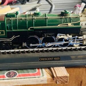 Crescent Train 1925 Locomotive Phone Collectible